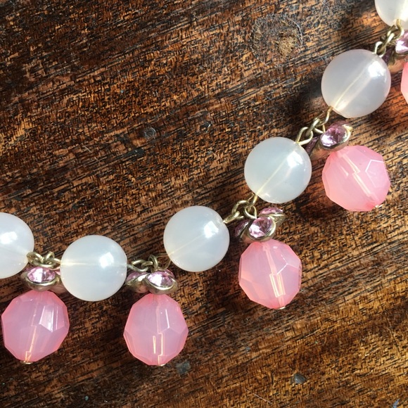 Robert Rose~ Pink & Opaque Beaded Necklace - Picture 5 of 9